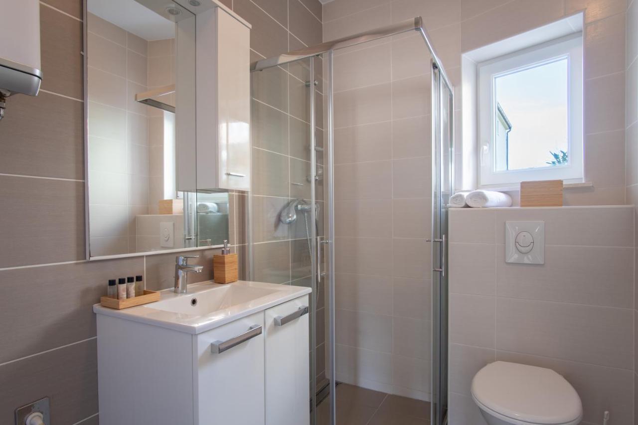 Novalja West Residence Εξωτερικό φωτογραφία